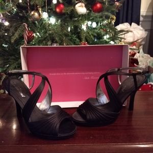 Lulu Townsend Black Sandals